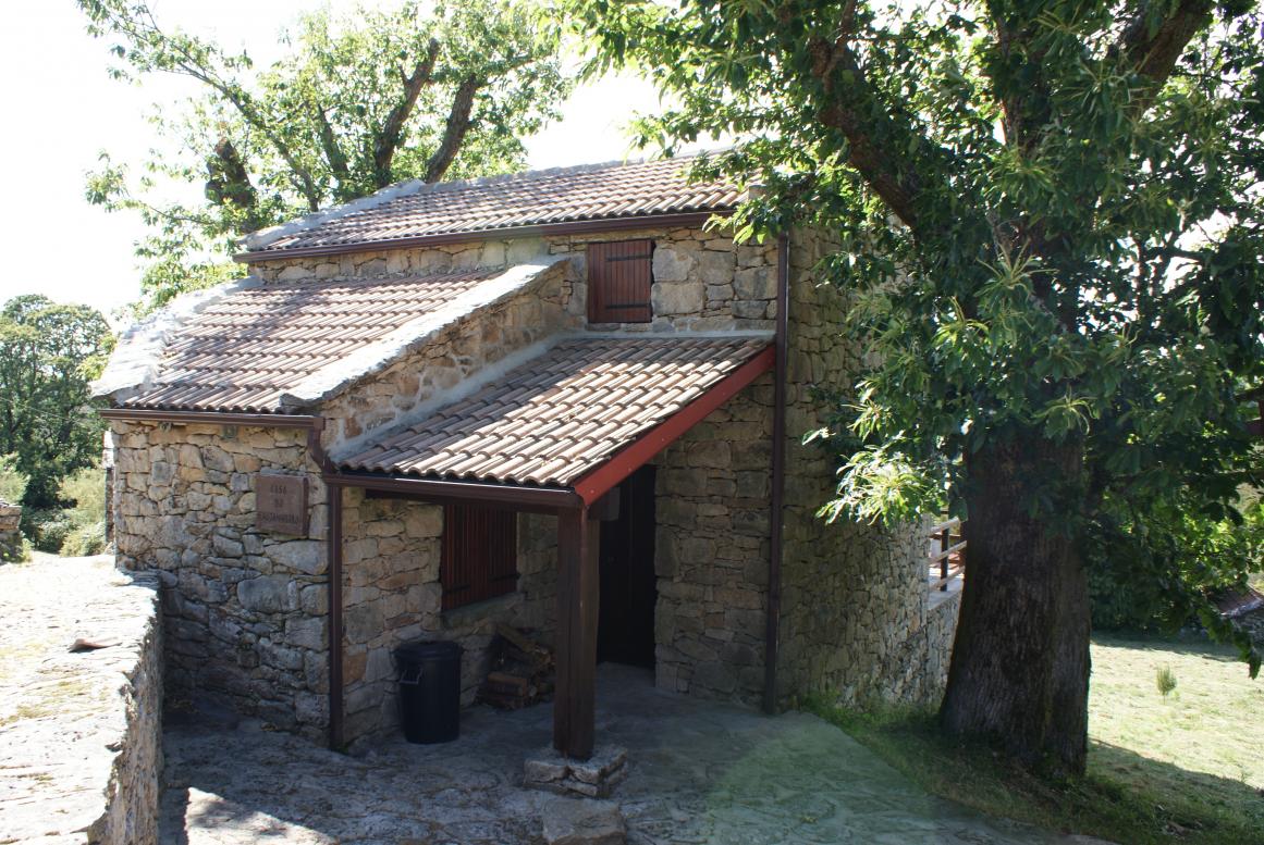 Casa do Castanheiro - Turismo de Aldeia em Branda da Aveleira